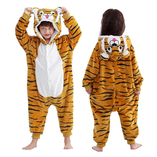 Combinaison kigurumi tigre enfant vue de face, zip frontal ouvert et capuche tête de tigre